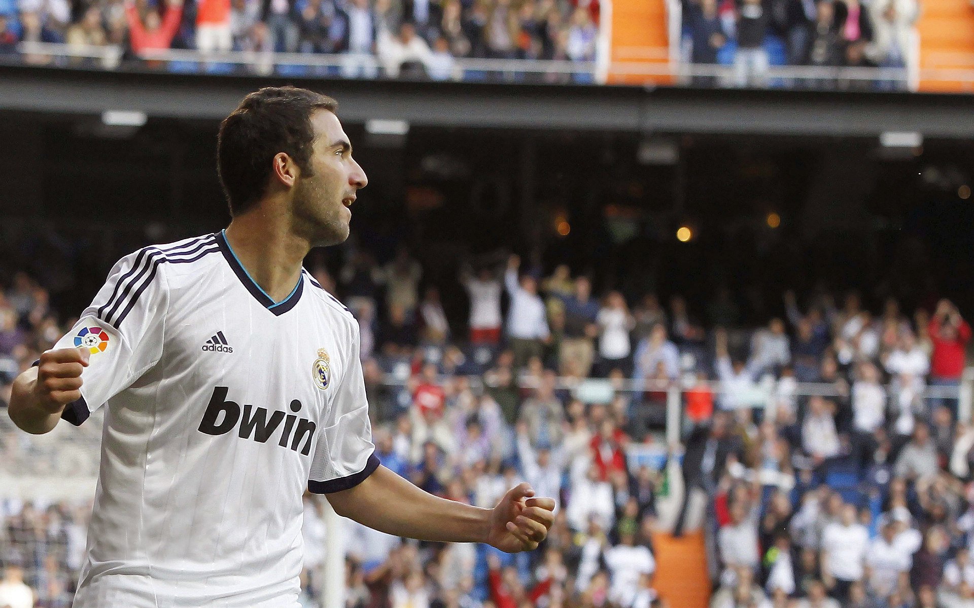 深圳领航队加强对抗训练适应高强度比赛，深圳领航青年队